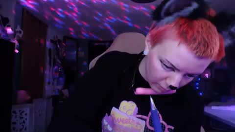 Snapshot of nerdy_squirty chatting on 03-12-25, 08:08 NerdySquirty online show from 03-12-25, 08:08