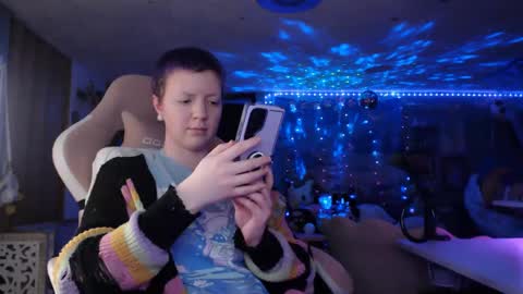 Snapshot of nerdy_squirty chatting on 09-19-25, 05:42 NerdySquirty online show from 09-19-25, 05:42