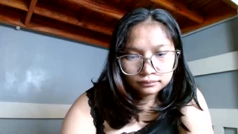 Snapshot of nerdypinaypie chatting on 07-17-26, 12:39 nerdypinaypie online show from 07-17-26, 12:39