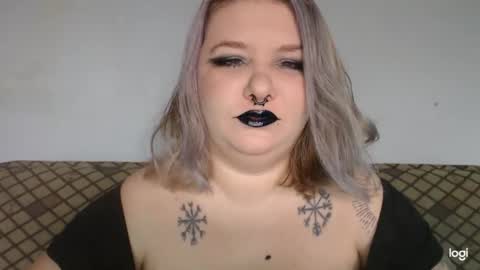 Snapshot of neriphine chatting on 09-12-25, 09:42 Neriphine online show from 09-12-25, 09:42