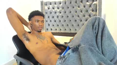 Snapshot of nero_reyd chatting on 04-18-26, 07:18 Nero online show from 04-18-26, 07:18