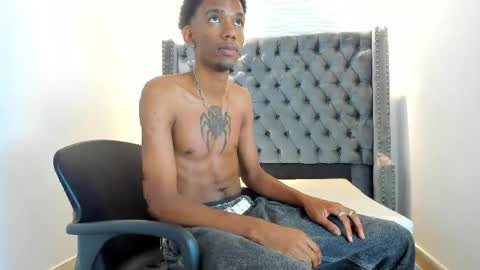 Snapshot of nero_reyd chatting on 05-16-26, 01:02 Nero online show from 05-16-26, 01:02