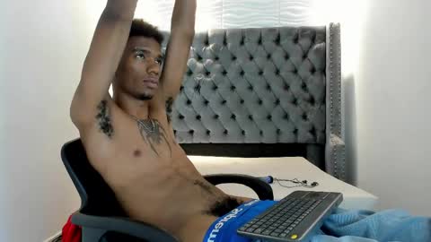 Snapshot of nero_reyd chatting on 05-23-26, 07:18 Nero online show from 05-23-26, 07:18