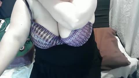 neslihan online show from 02-14-25, 05:19