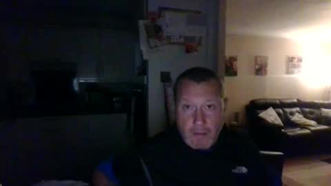 Snapshot of nesuk chatting on 09-27-25, 11:43 nesuk online show from 09-27-25, 11:43