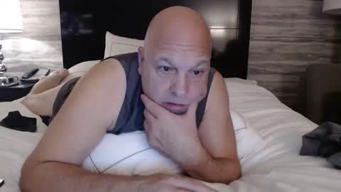 Snapshot of nethggoes85 chatting on 12-18-25, 03:56 nethggoes85 online show from 12-18-25, 03:56