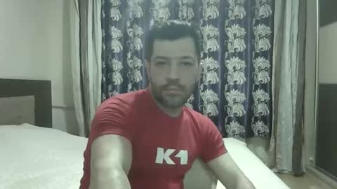 nevergetdown online show from 04-29-26, 09:54