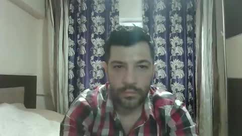 Snapshot of nevergetdown chatting on 06-01-26, 05:14 nevergetdown online show from 06-01-26, 05:14