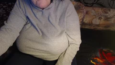 Lilly  online show from 03-30-26, 04:02