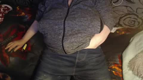 Lilly  online show from 04-04-26, 03:05