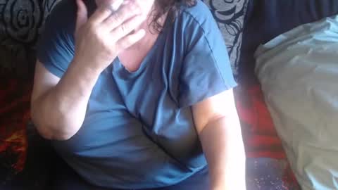 Snapshot of new_milf chatting on 06-23-26, 01:20 Lilly online show from 06-23-26, 01:20