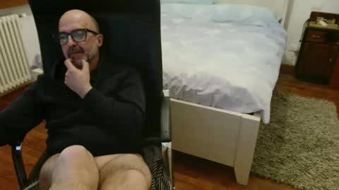 Snapshot of new_simi_74 chatting on 02-23-26, 07:55 simi online show from 02-23-26, 07:55