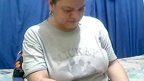 Snapshot of new_taboo_fetishqueen chatting on 06-22-26, 08:00 mariapaula online show from 06-22-26, 08:00