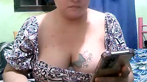 Snapshot of new_taboo_fetishqueen chatting on 07-20-26, 02:52 mariapaula online show from 07-20-26, 02:52