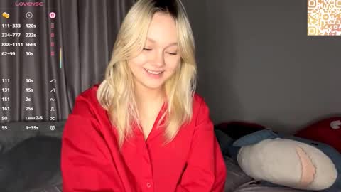 Chloe online show from 01-08-26, 10:56