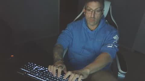 newevo online show from 11-27-25, 12:24