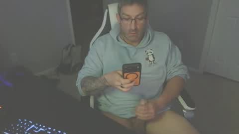 newevo online show from 04-19-26, 03:17