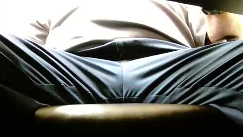 Snapshot of newtothis1015 chatting on 11-04-25, 09:25 Daring online show from 11-04-25, 09:25