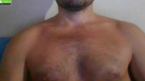Snapshot of newtyguy90 chatting on 10-26-25, 08:09 newtyguy90 online show from 10-26-25, 08:09