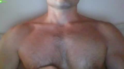 Snapshot of newtyguy90 chatting on 06-18-26, 06:02 newtyguy90 online show from 06-18-26, 06:02