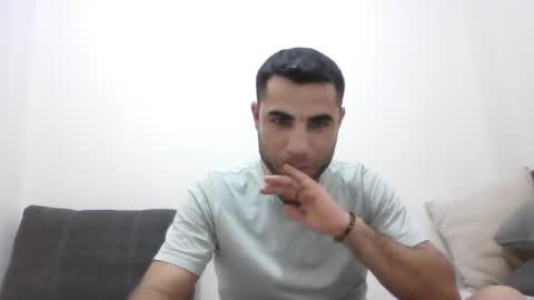 Snapshot of newworld0 chatting on 12-09-24, 09:16 newworld0 online show from 12-09-24, 09:16