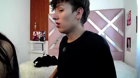 Snapshot of nexuss__ chatting on 09-19-25, 09:04 Nexus online show from 09-19-25, 09:04