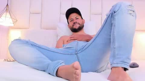 Neykhan online show from 04-16-26, 01:06