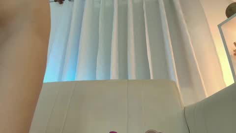 Snapshot of nezo_ chatting on 01-23-25, 03:37 Angie Instagram angie julianac add me online show from 01-23-25, 03:37