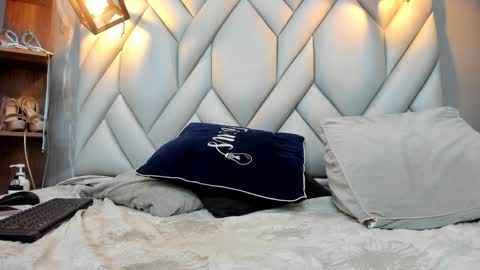 Milena online show from 02-05-25, 07:53