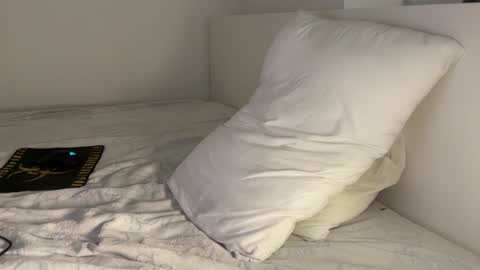 Adrian Von Ziegler online show from 12-25-24, 01:30