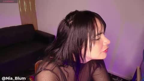 Nia Blum online show from 01-13-26, 01:05