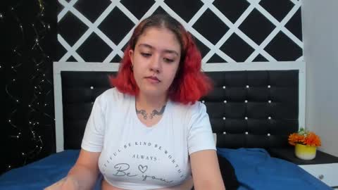 Estefani  online show from 02-19-25, 02:55