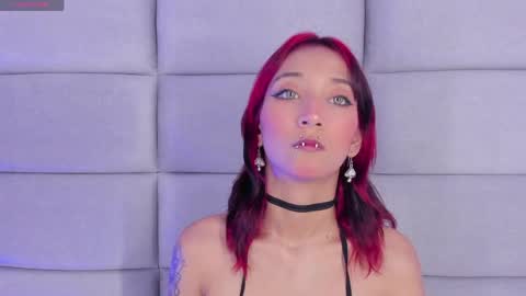 Nia online show from 04-16-26, 12:39