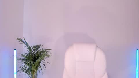 Nia online show from 03-08-25, 05:43