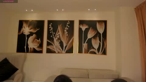 Call me Nia  online show from 04-19-26, 06:10