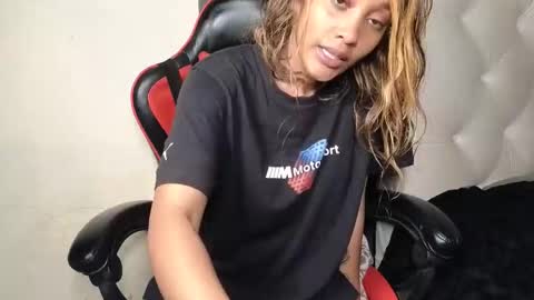 Lilly online show from 03-25-26, 04:35