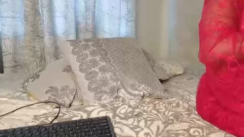 Snapshot of nicckah_ chatting on 07-28-26, 11:17 Lilly online show from 07-28-26, 11:17
