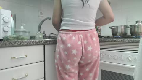 Snapshot of nicebrown chatting on 05-01-26, 12:21 Sfora online show from 05-01-26, 12:21