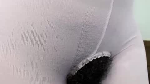 Snapshot of nicebrown chatting on 06-20-26, 01:41 Sfora online show from 06-20-26, 01:41