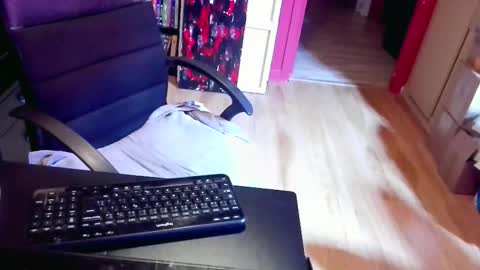 nicecck24 online show from 11-07-25, 05:07