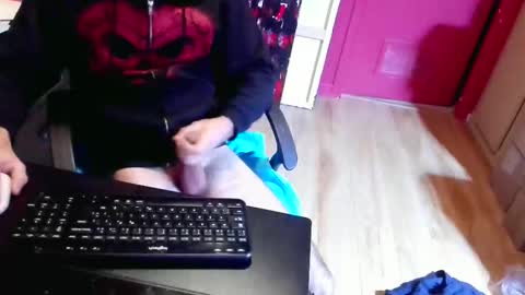 nicecck24 online show from 12-14-25, 06:08