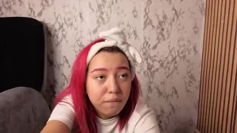 Michell  online show from 11-30-25, 04:49