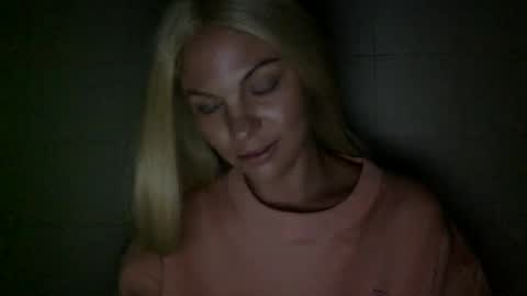 Amber online show from 09-26-25, 02:15