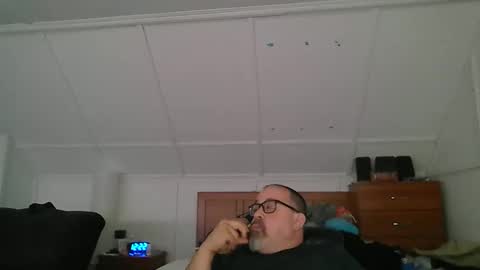 niceguy7208 online show from 05-18-26, 04:18