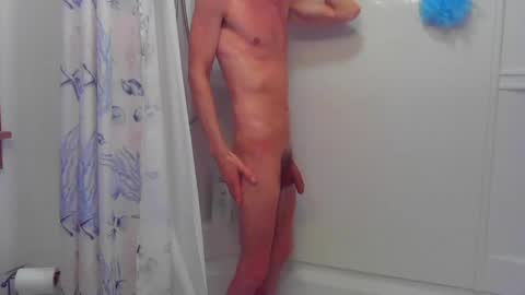 Snapshot of niceguyandrew chatting on 02-02-25, 10:06 Andrew online show from 02-02-25, 10:06