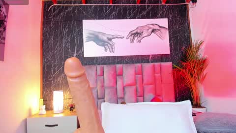 Nicolle  online show from 02-03-25, 02:55