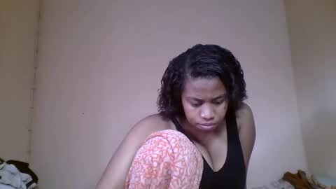 Snapshot of nicelly01 chatting on 05-31-26, 08:21 nicelly01 online show from 05-31-26, 08:21