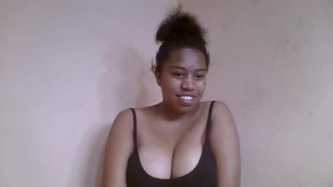 Snapshot of nicelly01 chatting on 06-20-26, 08:55 nicelly01 online show from 06-20-26, 08:55