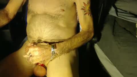 Snapshot of nicesmile3k chatting on 02-14-25, 01:13 Tantraguy. Was Energywave until...shit happened online show from 02-14-25, 01:13