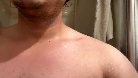 Snapshot of niceverg chatting on 11-10-25, 09:19 xxx online show from 11-10-25, 09:19